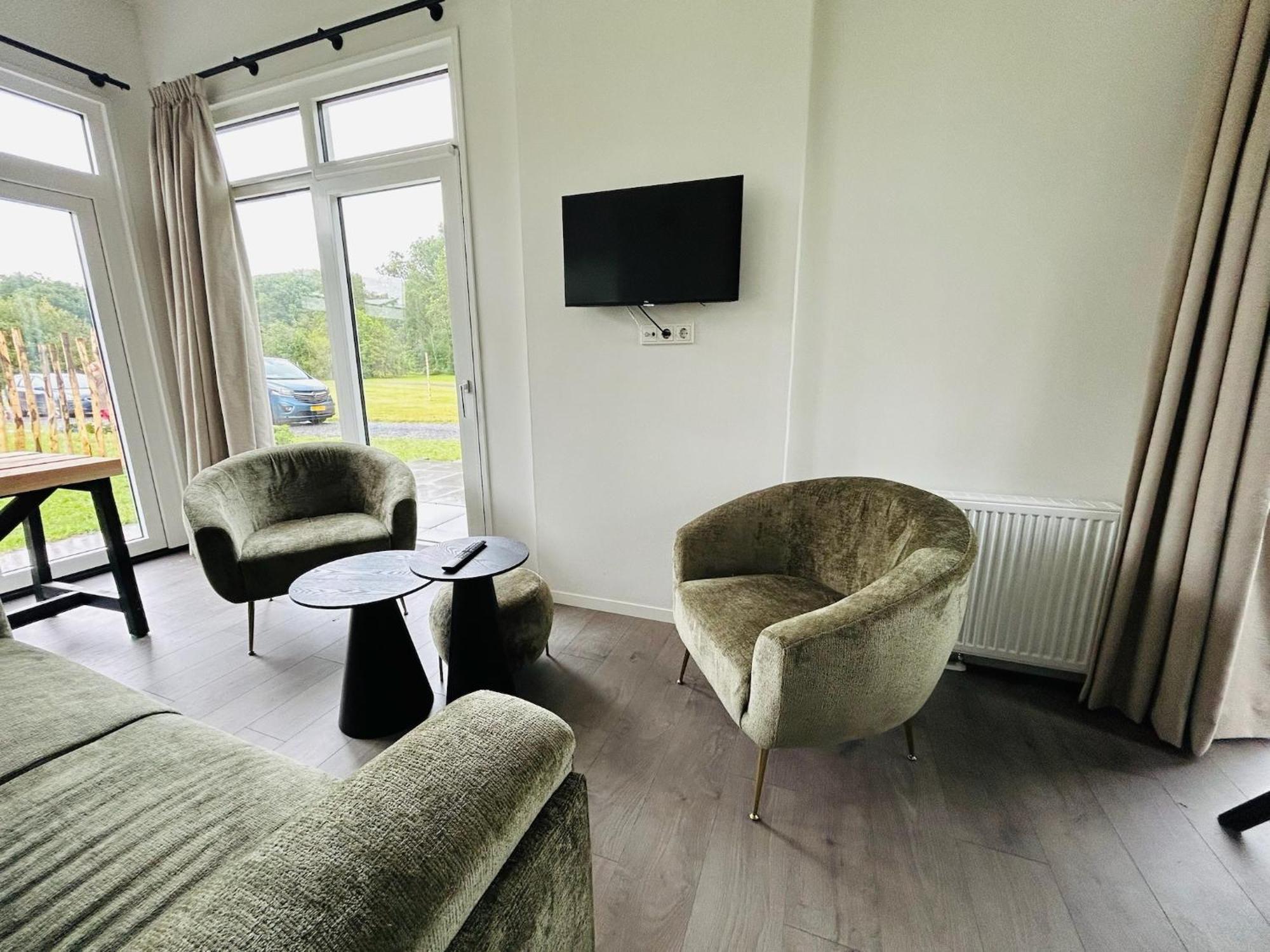 Bungalowpark De Horn - Floresta 215 Dirkshorn Esterno foto