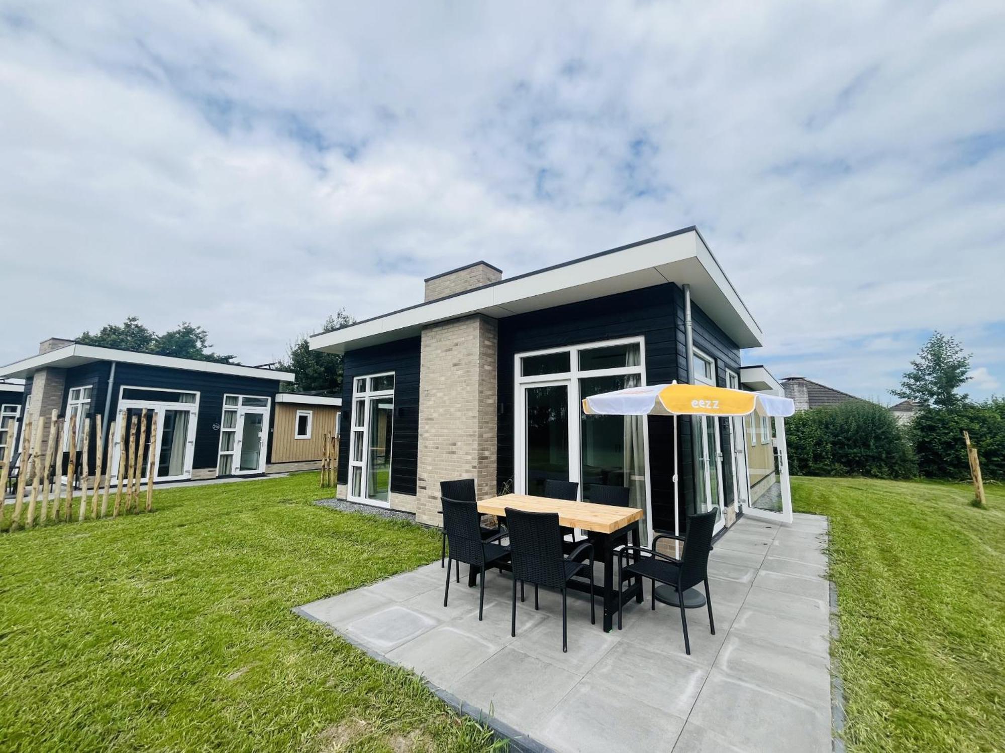 Bungalowpark De Horn - Floresta 215 Dirkshorn Esterno foto