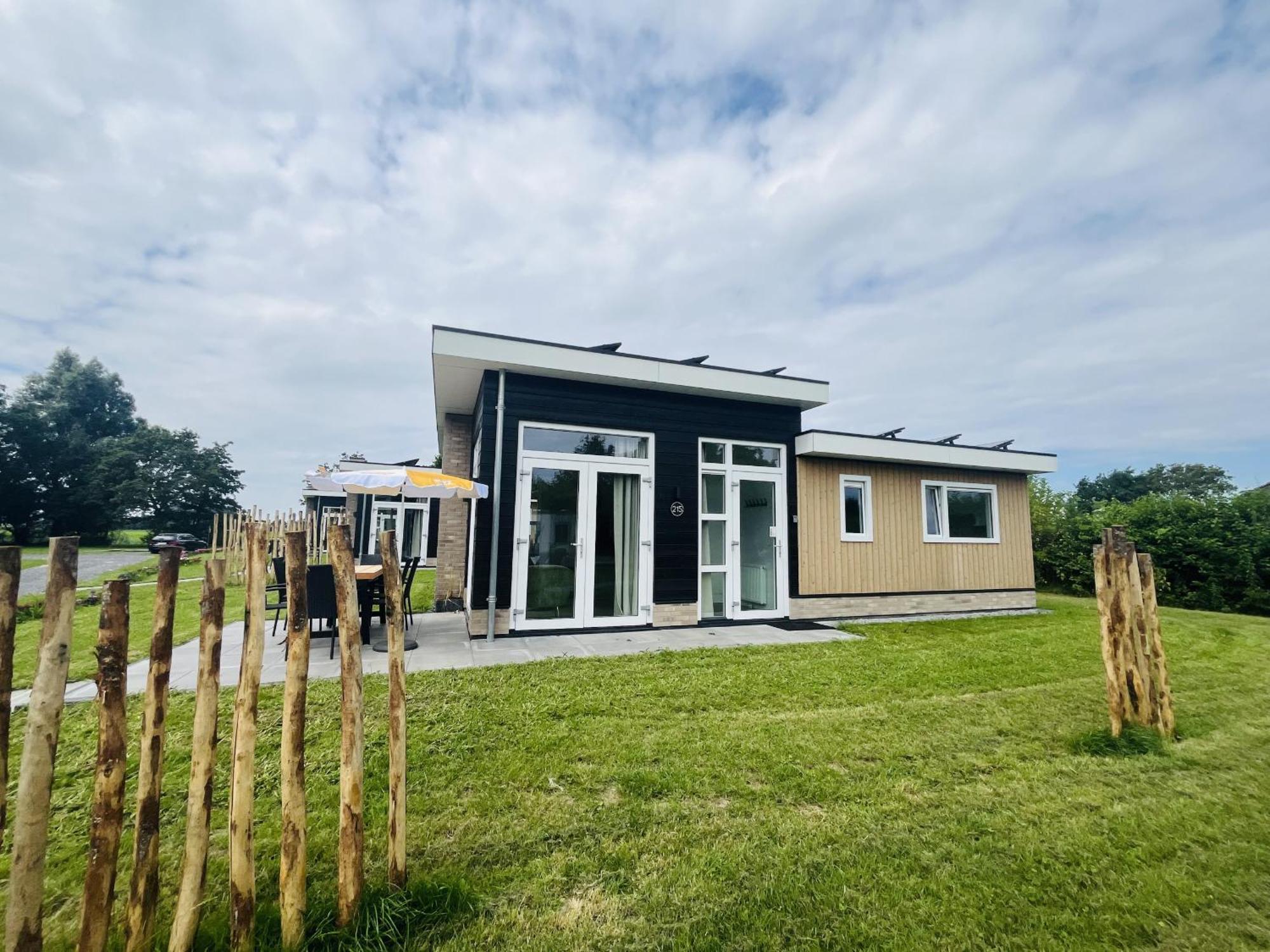 Bungalowpark De Horn - Floresta 215 Dirkshorn Esterno foto